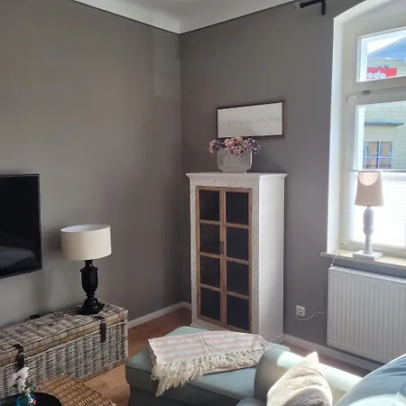 Kutscherhaus Mit 2 Schlafzimmer Im Zentrum Von *